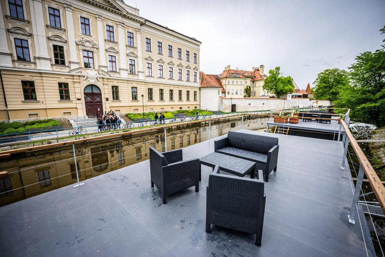 Rezidence Malše - Unikátní apartmány na vodě Ceske Budejovice Exterior foto